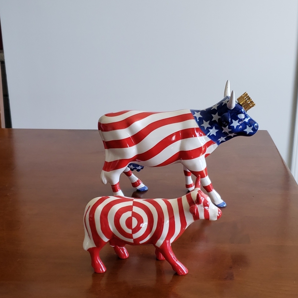 Cow figurines